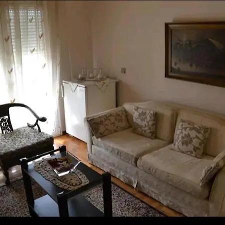 φανταστικός χώρος δίπλα στον μύλο ξωτικών